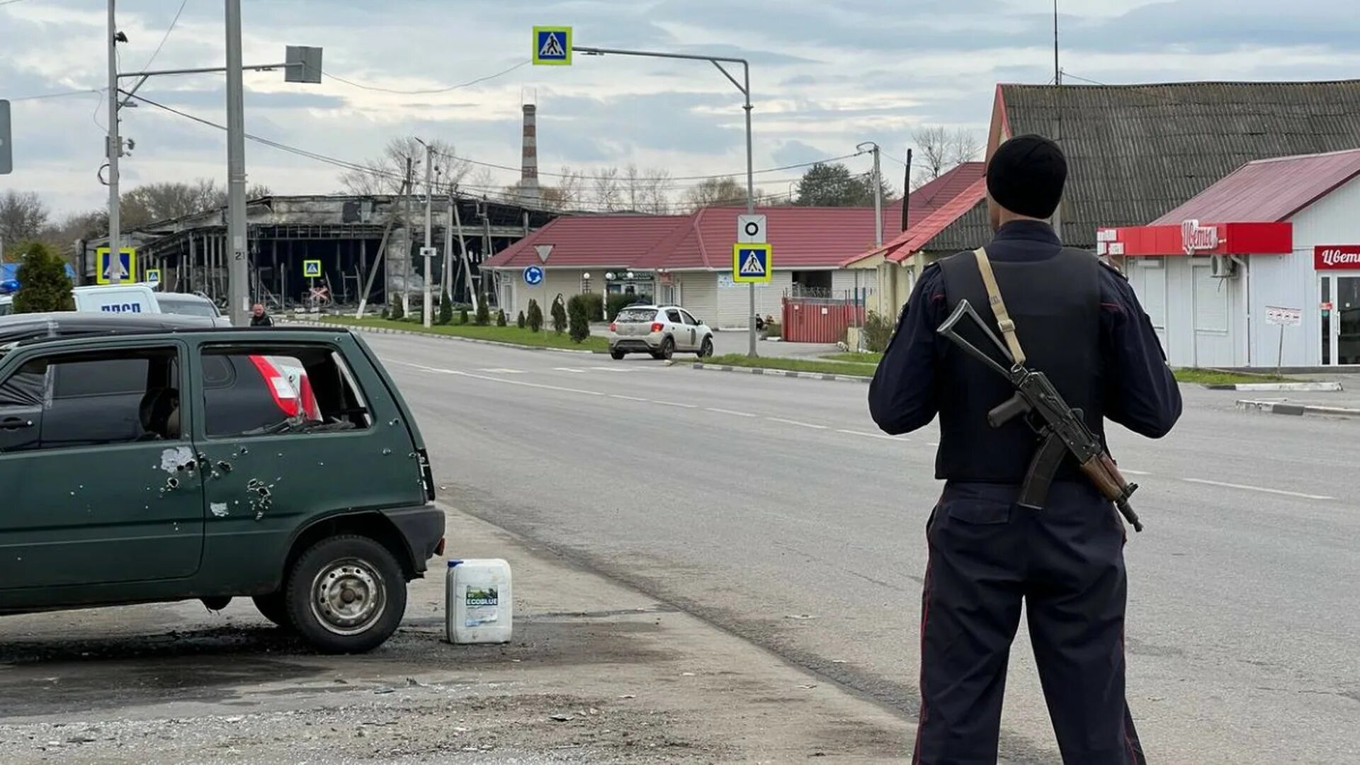 Что творится на границе белгородской. Город Шебекино Белгородской области обстрел. Обстреляли город Шебекино в Белгородской области.. Шебекино Белгород обстрел. Обстрел Шебекино 23 октября 2022.