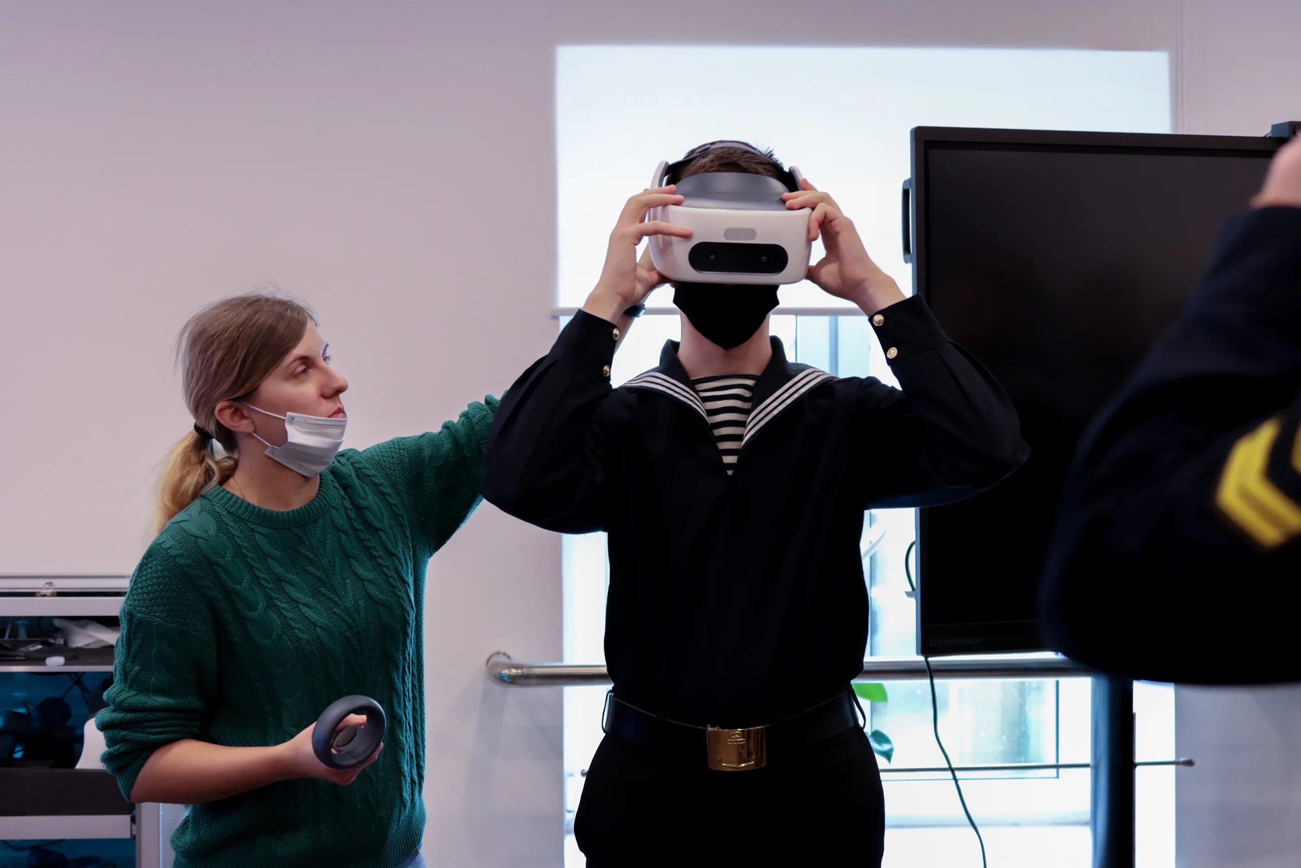 Технологичные гаджеты. Образовательные технологии. Как технологии меняют образование презентация. Как изменилось образование. Инновационная деятельность в образовании презентация.