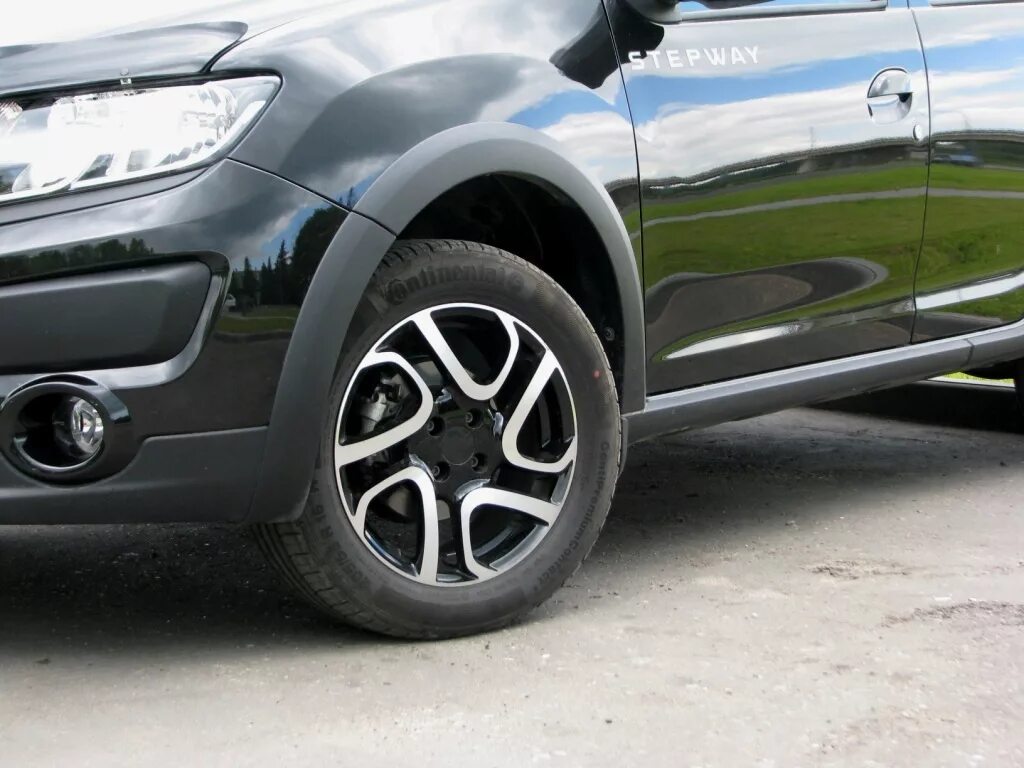 диски renault sandero r16. диски рено степвей r16. диск колеса рено сандеро. диски для renault stepway. оригинальные диски рено сандеро степвей.