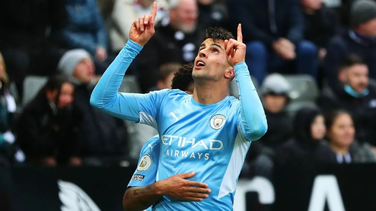 Joao Cancelo Manchester City. Canselo man City. Манчестер Сити криптовалюта. Фотографии Хасе в Манчестер Сити. Манчестер сити ньюкасл прямой