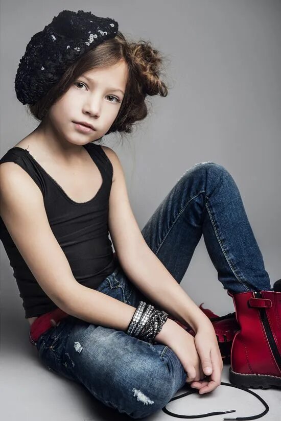 Fashion kids детское модельное агентство. Кастинг моделей для детей. Kids model videos. A models youth. Долли литтл 2021.