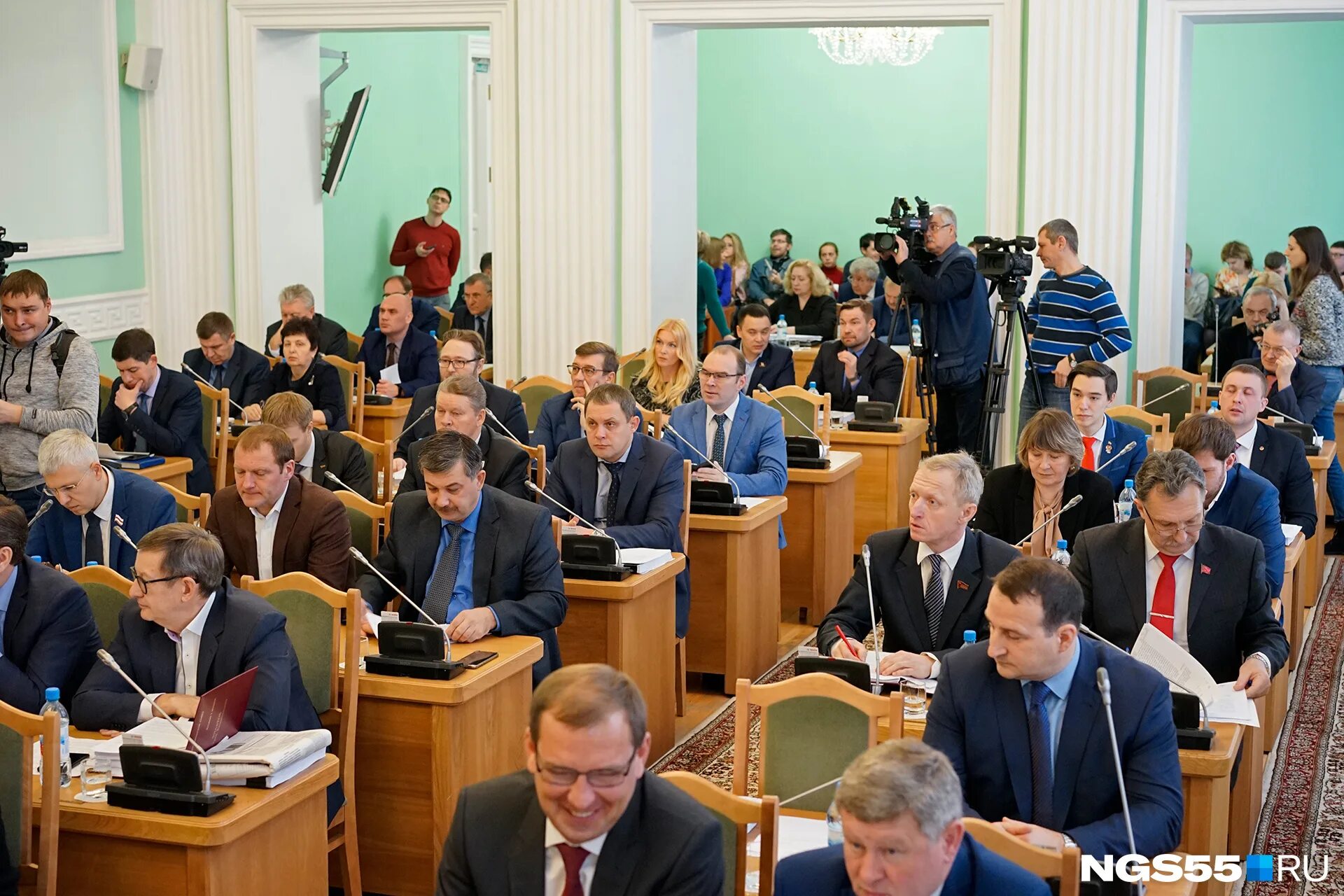 депутаты омского городского совета