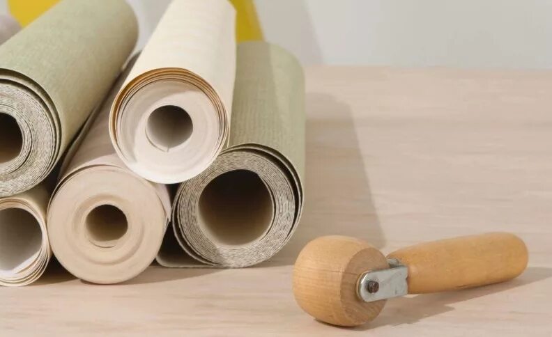 Длина рулона ткани. Развернутый рулон обое. Рулоны на стену. В куске 40 метров полотна. Обои сколько стоит рулон щекино.