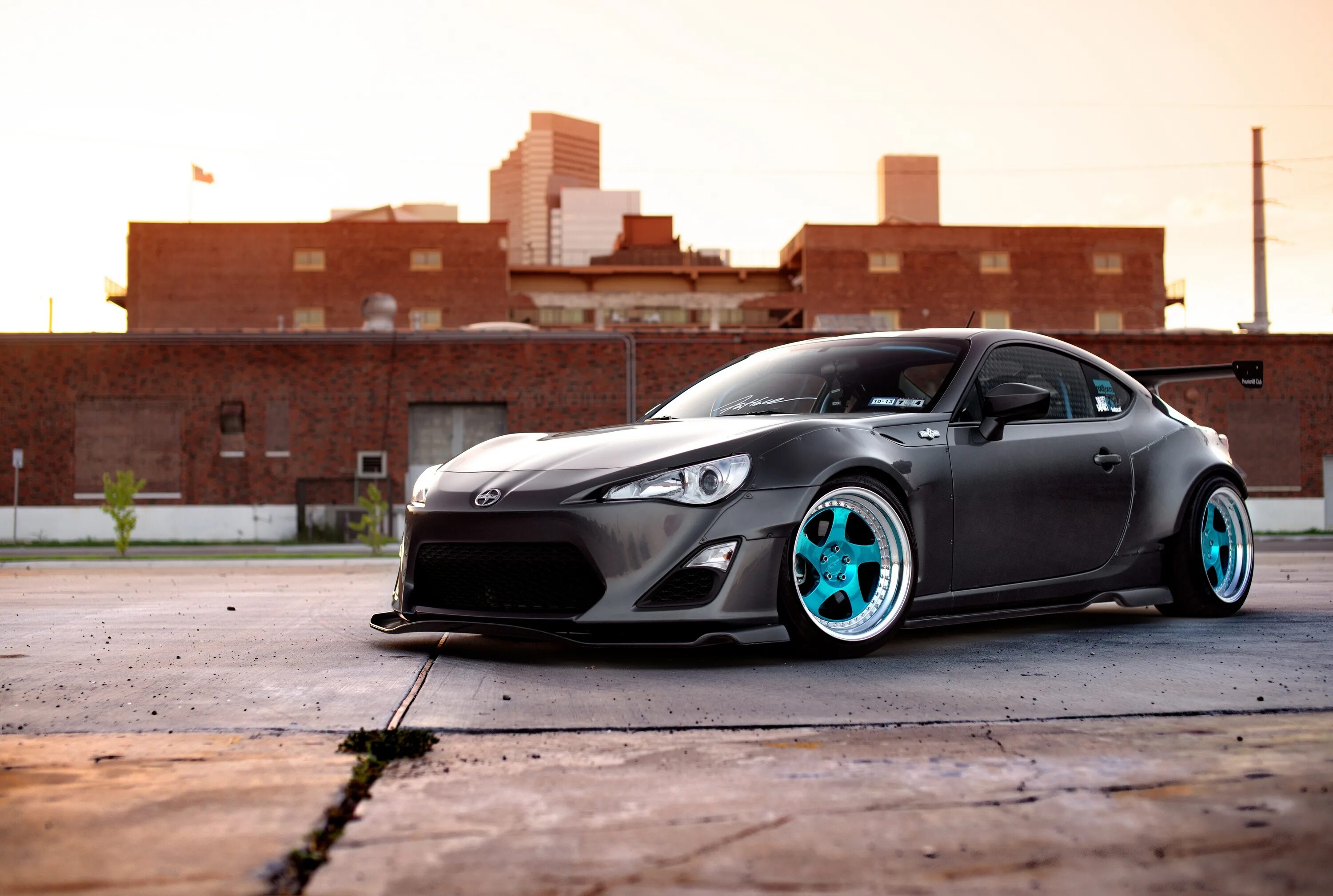 Make tuning. Toyota gt86 Rocket Bunny. Scion спорткар. Mazda 3 Rotiform. Тюнингованные машины.