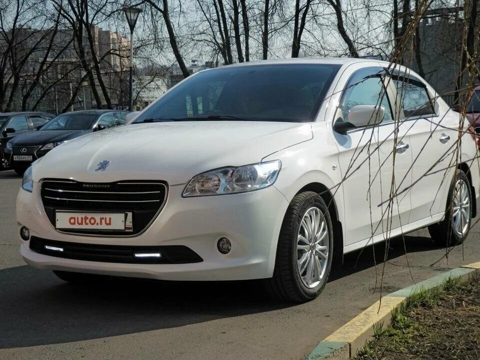 Peugeot 301 2013. Peugeot 301 Allure. Пежо 301 2013 белая. Peugeot 301 2008. Пежо 301 2013