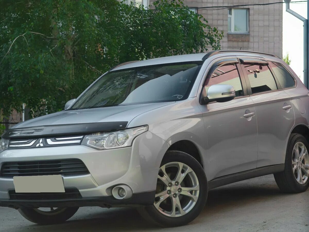 Митсубиси Аутлендер 12. Mitsubishi Outlander 3 2.4. Митсубиси Аутлендер 2013. Mitsubishi Outlander 2012 года. Мицубиси аутлендер в нижнем новгороде