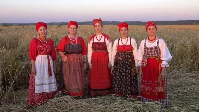 Ансамбль дружина новосибирск. Владимирская вечора ансамбль. Вдоль по речке. Ансамбль сибирские зори. Ансамбль русской песни «сибирская вечора», красноярск.