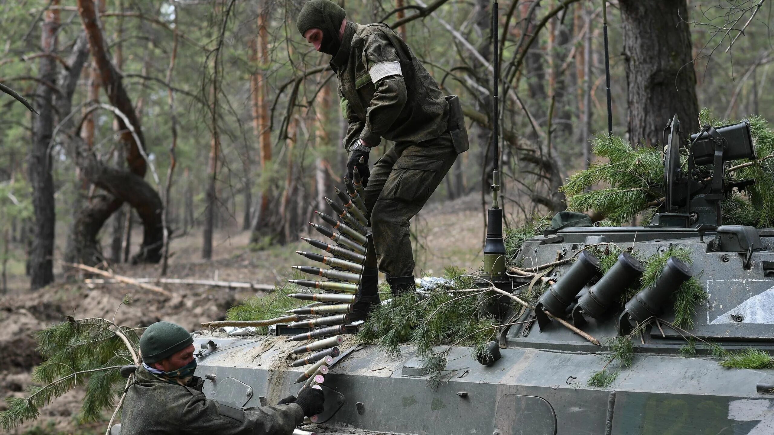 Российские войска на Украине. Спецоперация на Украине российские войска. Спецоперация защитники. Правда спецоперации на украине сегодня