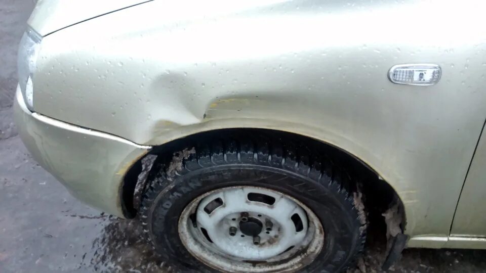 Как снять крыло калины установка сетки на бампер Lada Калина 2 хэтчбек, 1,6 л, 2013 года тюнинг DRIVE