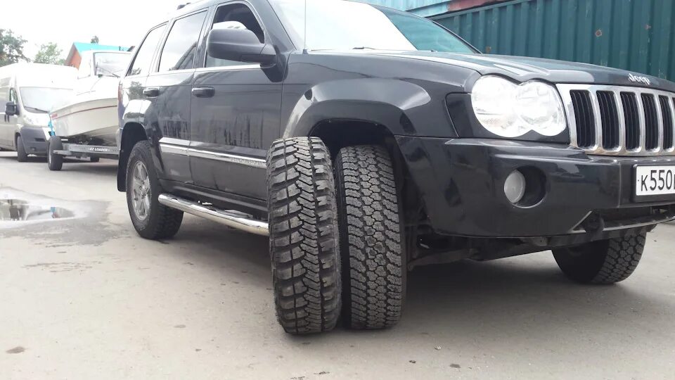 Grand cherokee шины. Grand cherokee шины. Jeep grand cherokee zj. Jeep grand cherokee 1999 offroad. Grand cherokee шины.