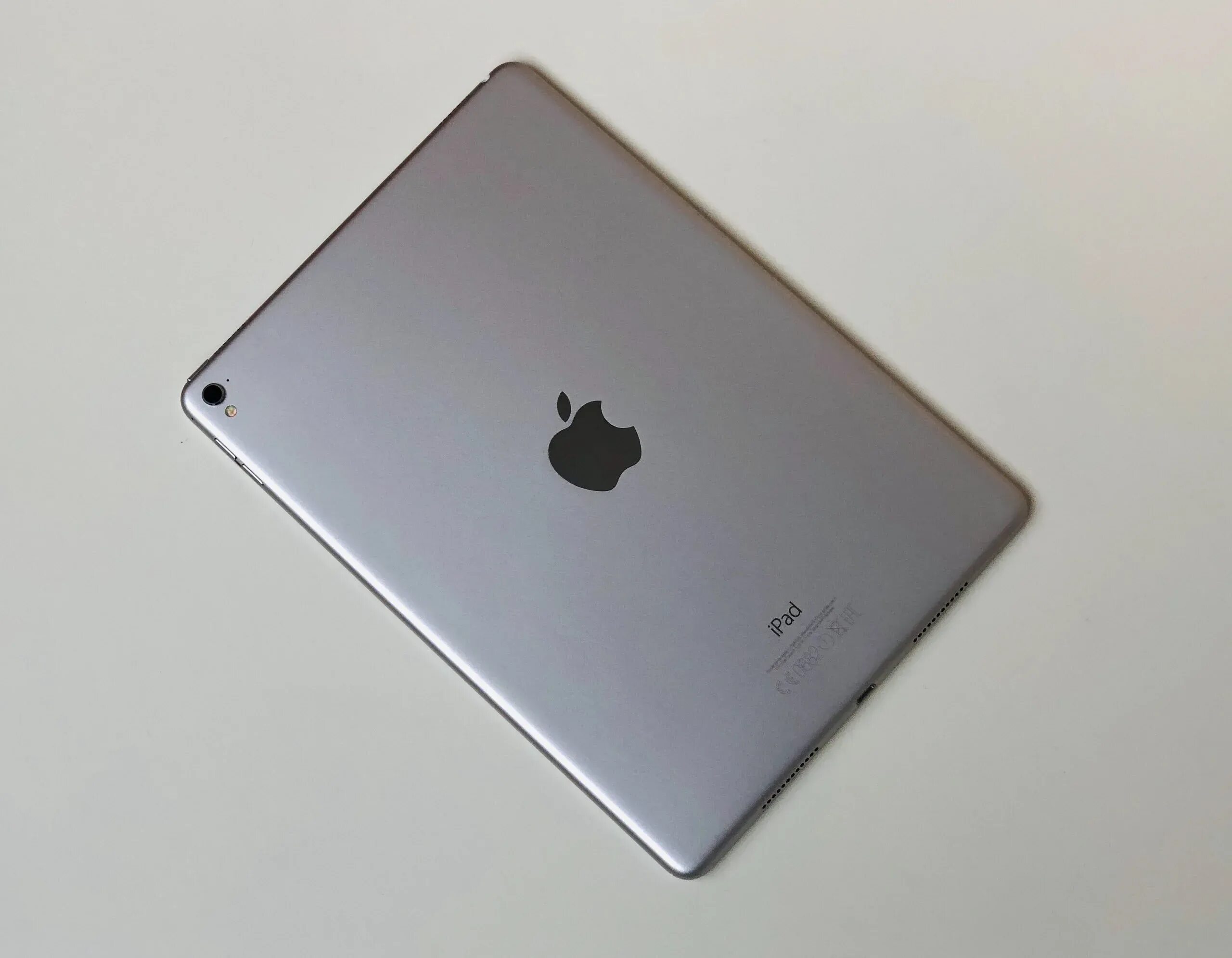 Apple IPAD 2022 Silver. IPAD 9 Silver. Айпад 7 серебристый. Silver IPAD Pro 22. Ipad 2024 цена