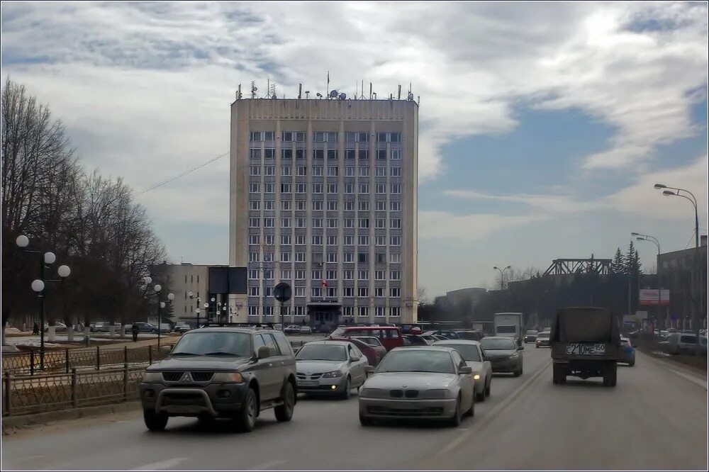 Администрация г жуковский. Мэрия Жуковский. Администрация города Жуковский. Луговская Жуковский мэрия. Администрация Жуковский здание.