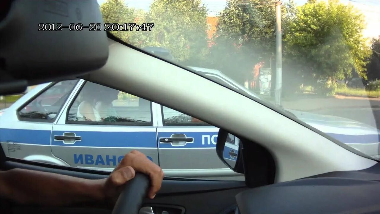 Полиция едет на вызов. Полиция едет на вызов фото. фото вызова полиции. машину полицию полицию ехать ехать ехать на игрушечной машине.