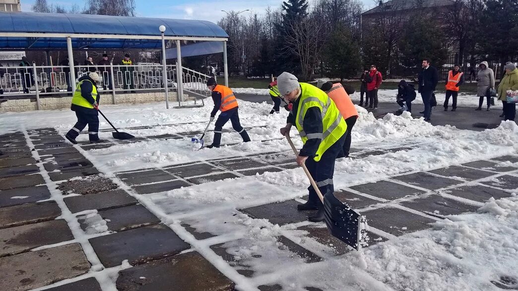 Сайт владимирского жкх. Работники ЖКХ. Сотрудники ЖКХ. Работники сферы ЖКХ. Военные коммунальщики.