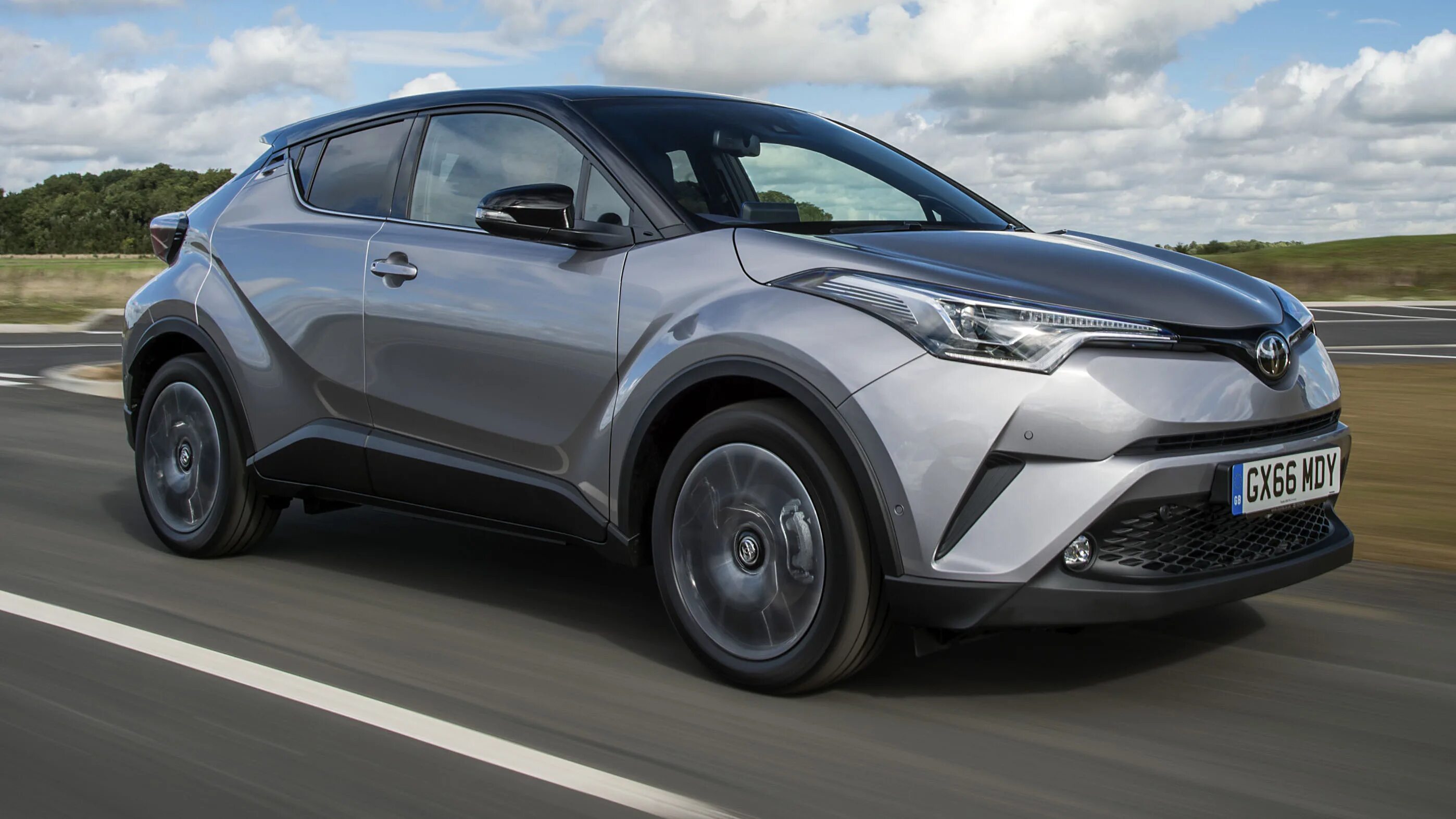 Toyota chr 2018. Toyota chr 2019 голубая. Toyota паркетник chr. Тойота chr 2018. Toyota chr 2016.