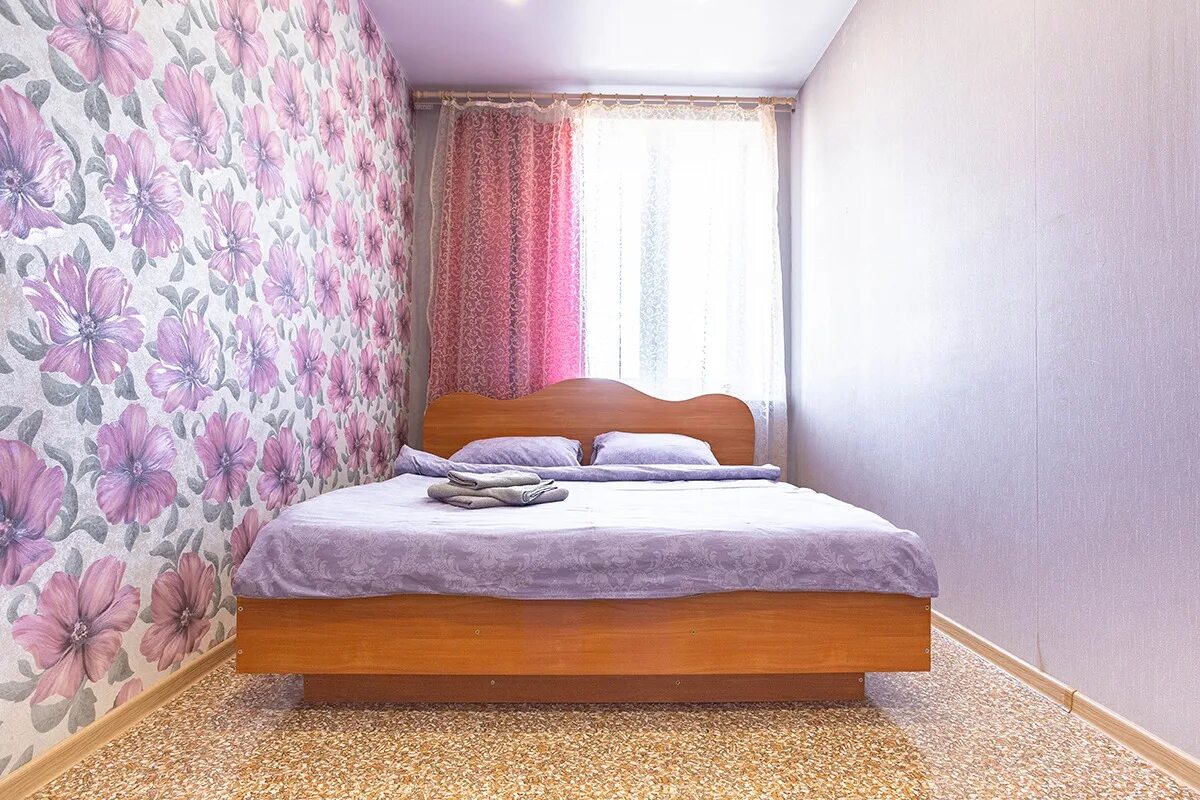 квартира эжва. компания в посуточной квартире. интернациональная 77 сыктывкар. сыктывкар ул пушкин 63. сыктывкар.