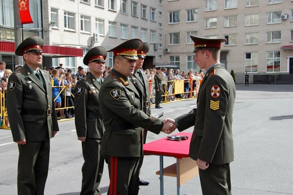 Санкт-Петербургский военный институт ВНГ РФ. СПВИ войск национальной гвардии. Санкт-Петербургский институт внутренних войск МВД РФ. Военный институт войск национальной гвардии СПБ.