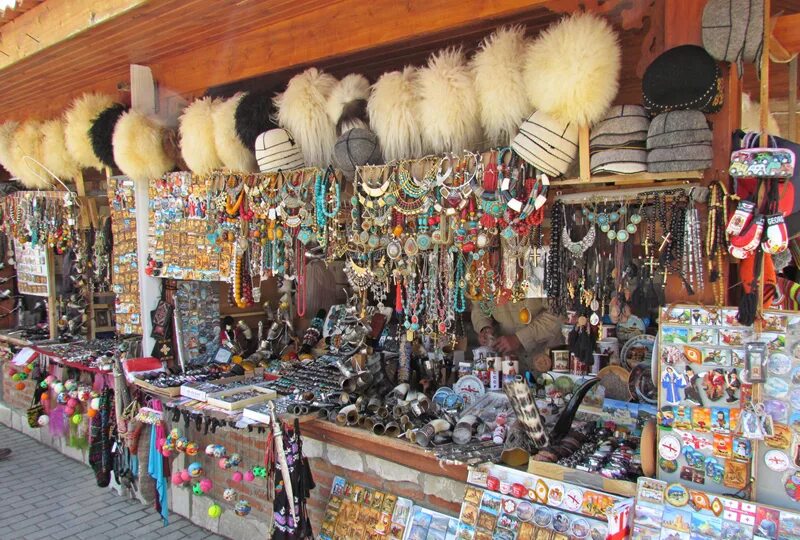грузия покупки. грузия покупки. абхазские сувениры. сувениры из грузии. грузинские сувениры в тбилиси.