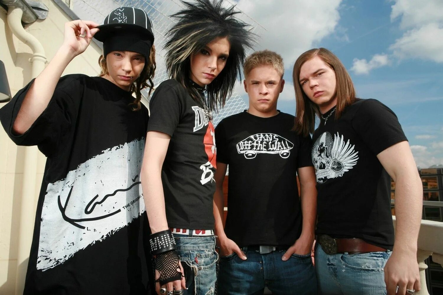 Hey you tokio. Группа tokio hotel. tokio hotel 2005. токио хотел 2000-е. monsun o koete tokio hotel.