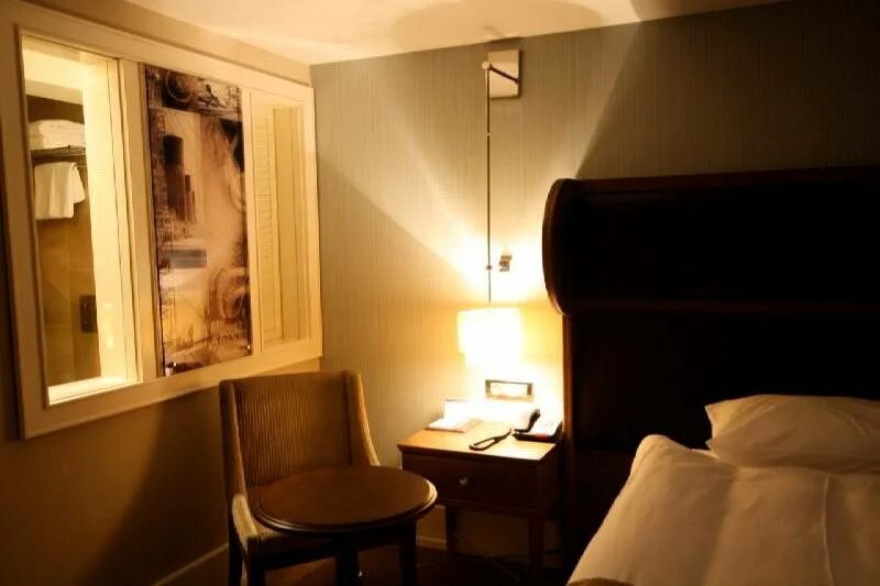 Studio hotel room. The hotel was comfortable. Отель бентли. Кровать большая. Istanbul comfort hotel 3 стамбул.