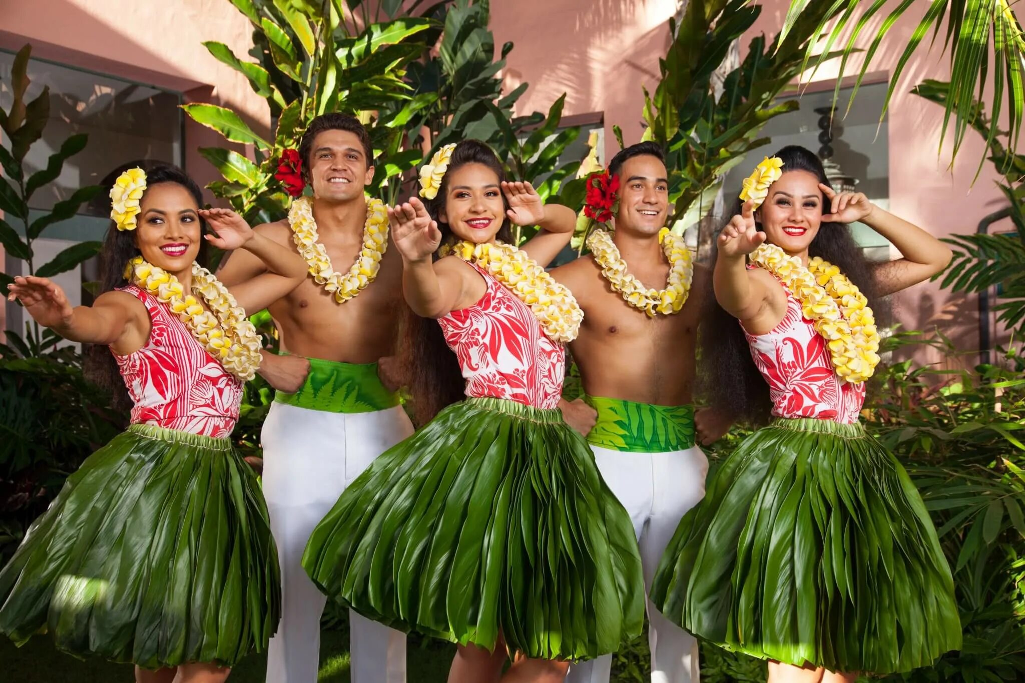 Луау. Гавайское Луау. Гавайская вечеринка. Гавайская вечеринка на новый год. Гавайи танцы.