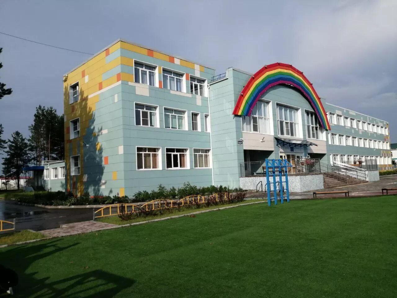 Школа 10 седельниково. Школа 5 дубоссары. 13 школа ржев. Село седельниково школа 1. Рп5 седельниково омская область.