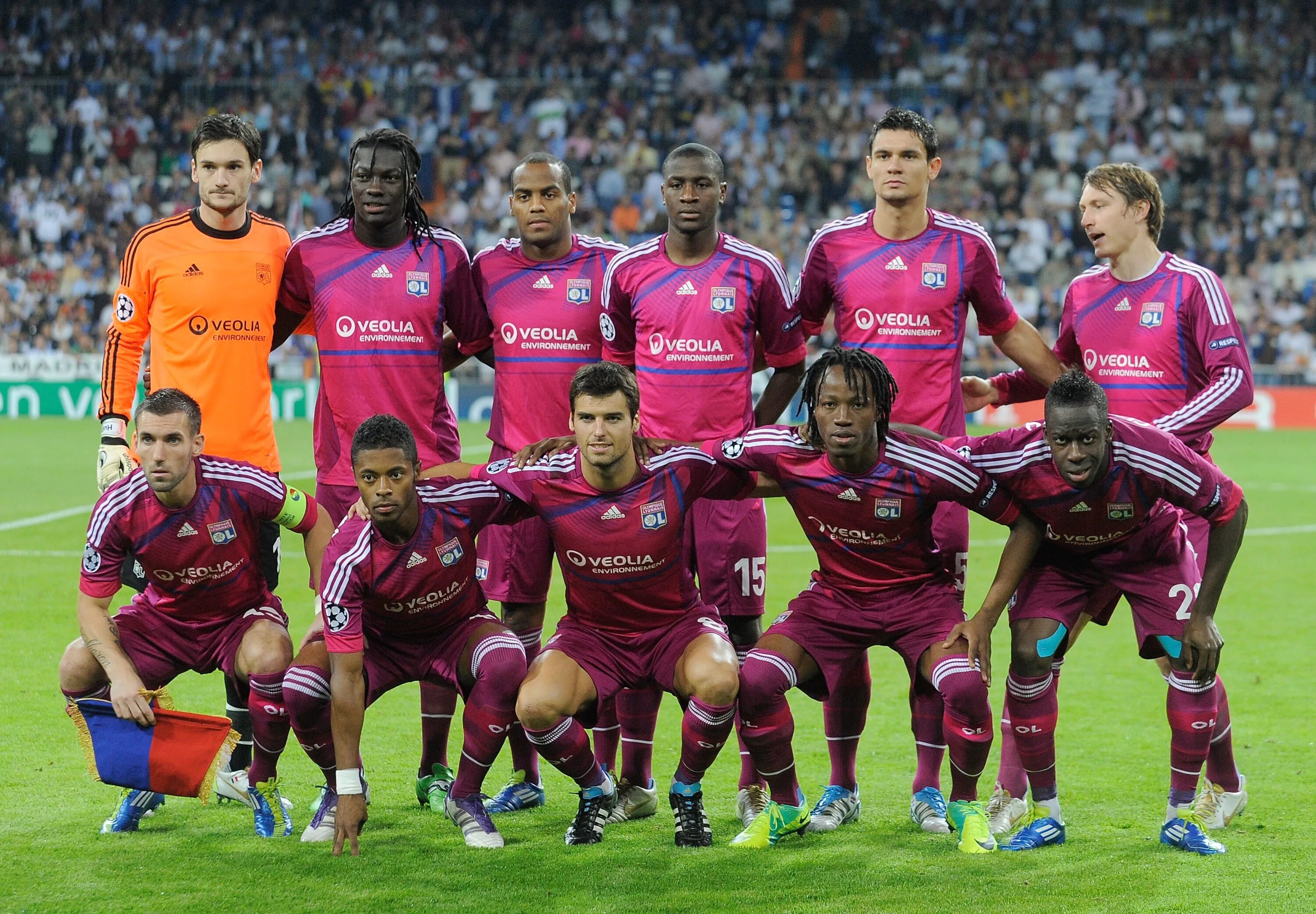 барселона фк. футбольная команда. всякие команды. популярные футбольные команды. валенсия испания фк.