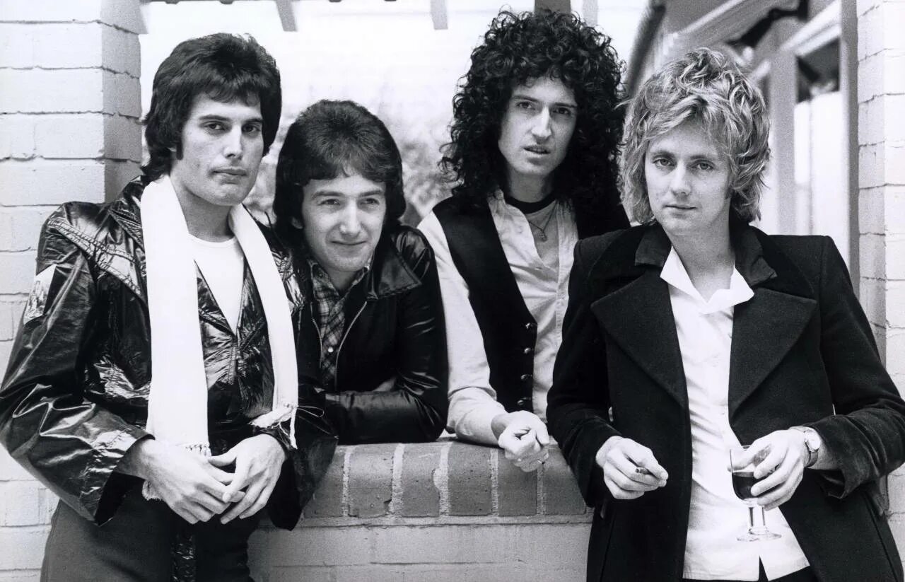 Лучший рок всех времен. Группа Квин. Группа Квин 1970. Группа Queen 70s. Группа Queen 2000.