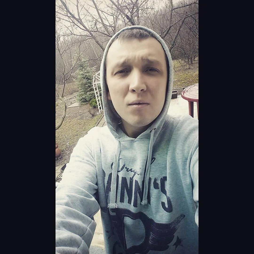 Иначе tony-gun. Тони гун. Vendetta tony gun. Tony gun над рекой. Vendetta tony gun.