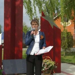 Погода в родниках белореченского. Памятник посёлок Родники Белореченский. Памятники Белореченск Родники. Администрация Родники Белореченск. Бассейн Белореченск Родники.