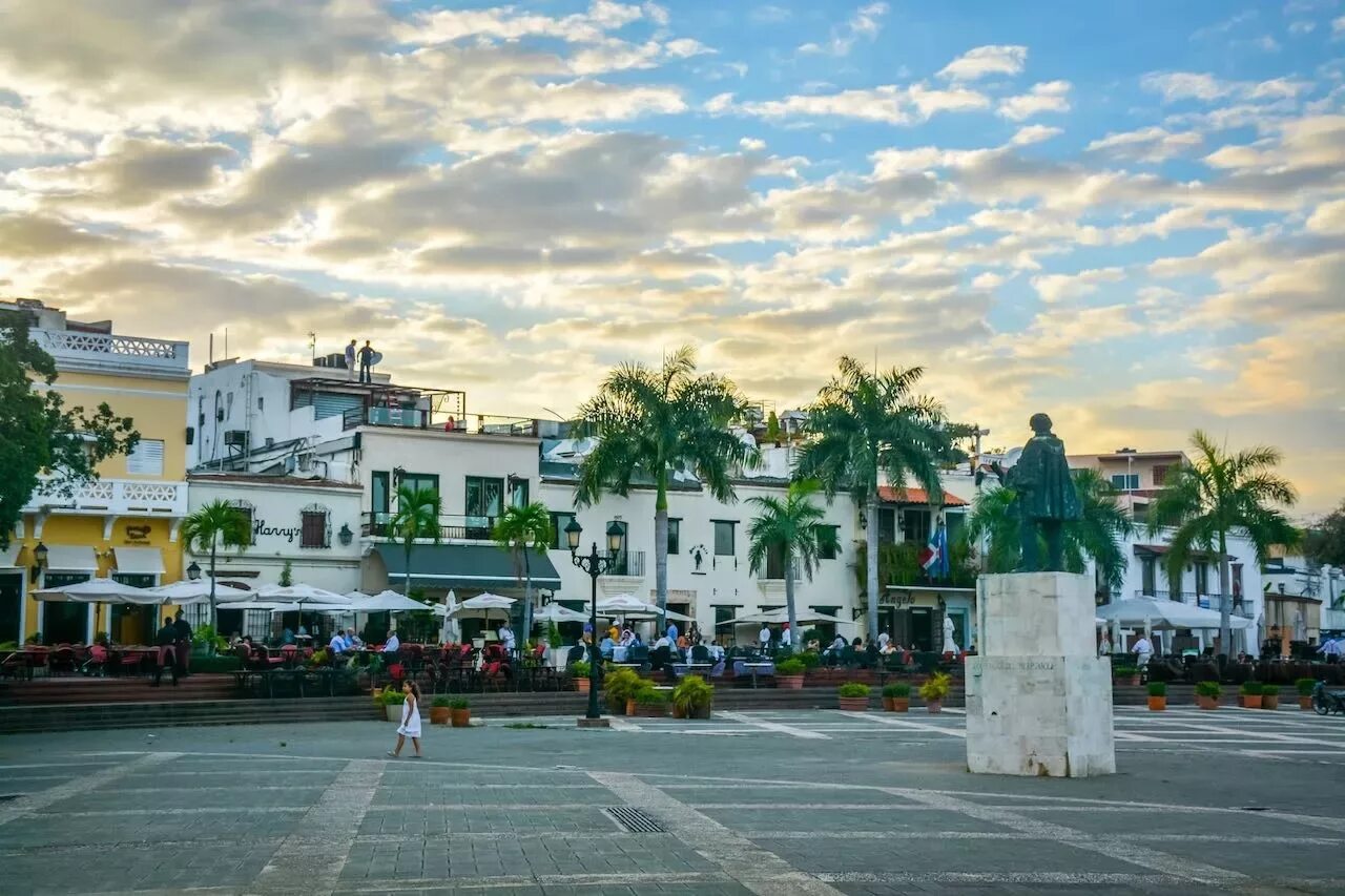 Санто доминго доминикана. Санто доминго столица доминиканской республики. Доминиканская республика достопримечательности санто доминго. Доминикана столица санто доминго. Санто доминго доминикана.