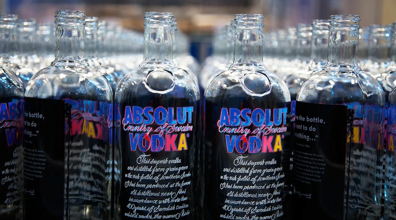 Как сделать абсолют. Absolut andy warhol. водка абсолют уорхол. энди уорхол реклама водки абсолют. водка абсолют поп арт.