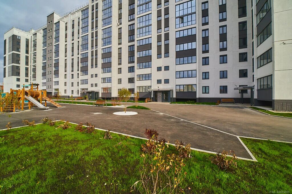 Овчинникова 20 челябинск. Придворовая территория. Территория комплекс жк. Жк территория-2 мурино. Территория жилой комплекс челябинск.