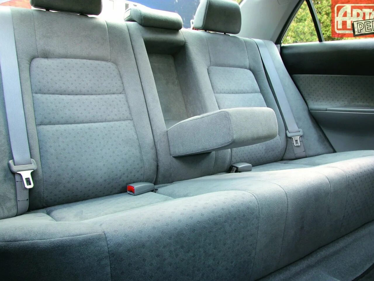 Задние сиденья мазда 6. Задние сиденья Мазда 6 gg. Mazda 6 gg седан задний диван. Заднее сиденье Мазда 6. Мазда 6 gg седан задние сиденья.