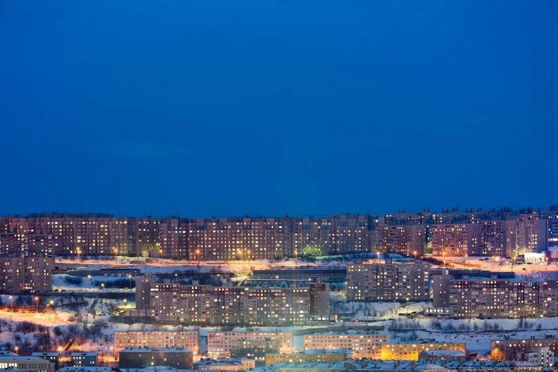 Мурманск заполярье город. Мурманск город полярный. Полярный город в мурманской области. Мурманск. Полярный город в мурманской области.