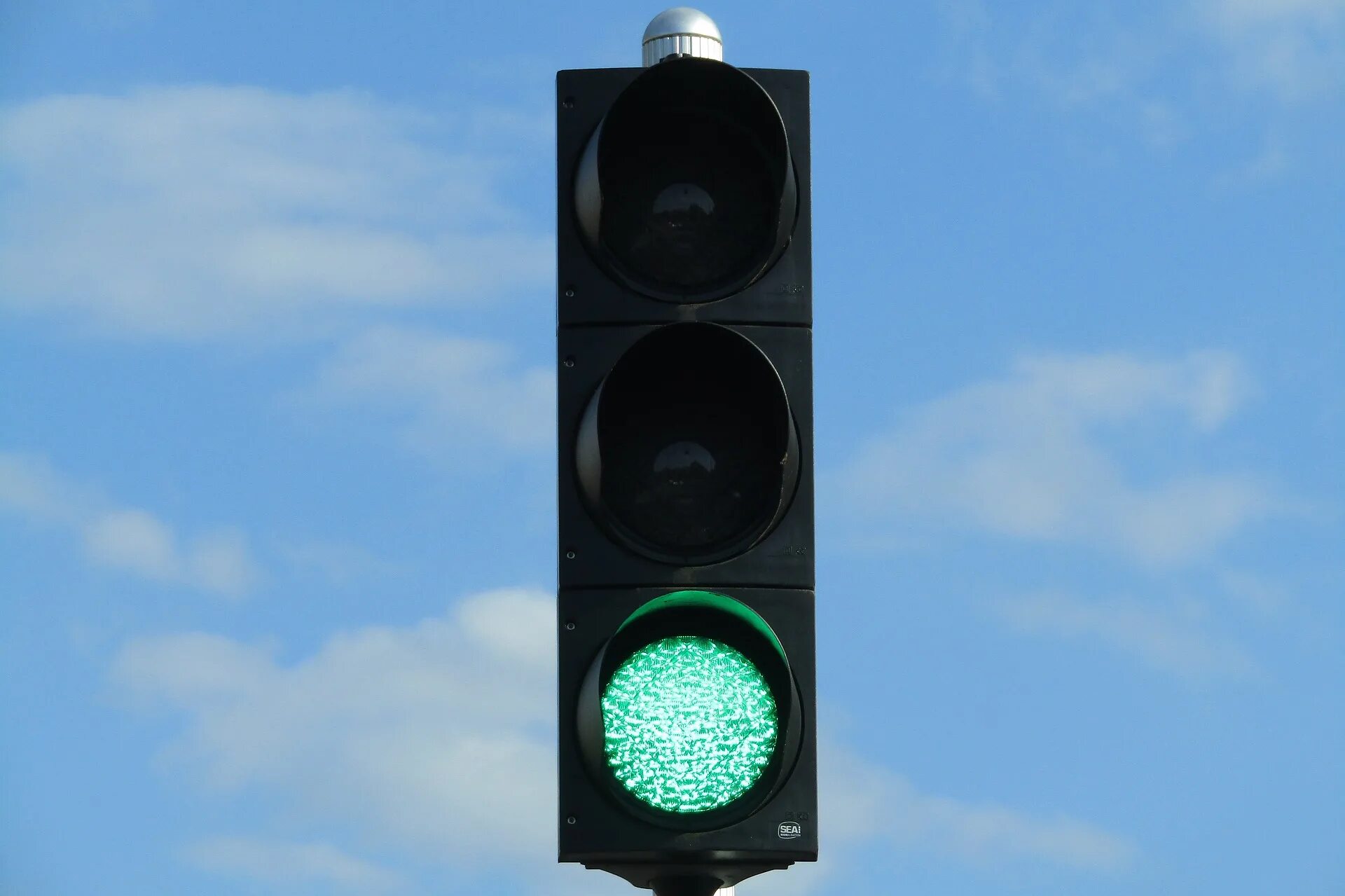 Зеленый свет жизни. Зеленый свет светофора. Зеленый цвет светофора. Зелйныйсвет светофора. Зеленый свет светоы.