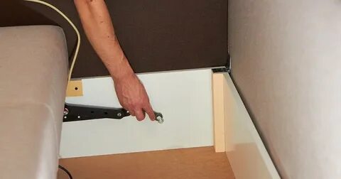 Кровать стала скрипеть