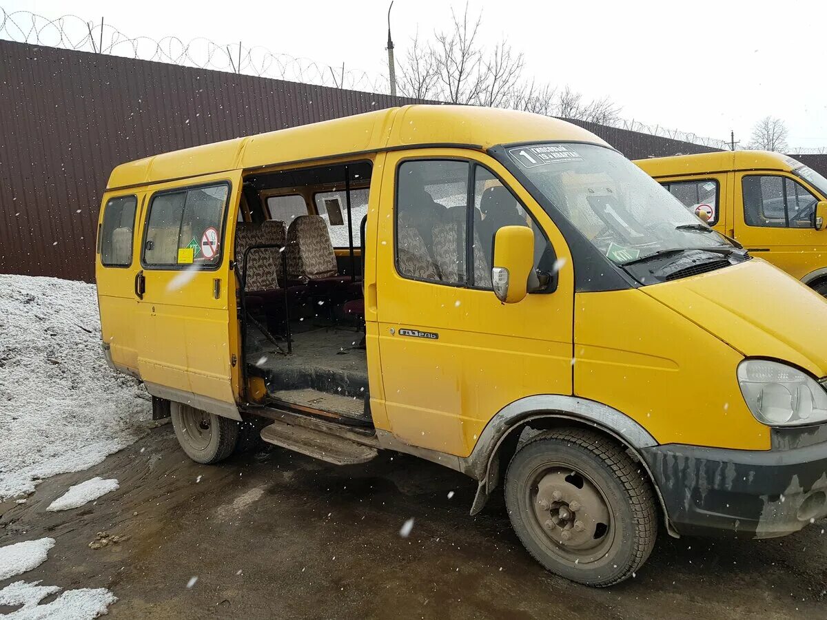 газ 322132 с высокой крышей. газ газель 3221. микроавтобус газ 3221 - газель. газель желтый цвет. газель 3221 2000 года.