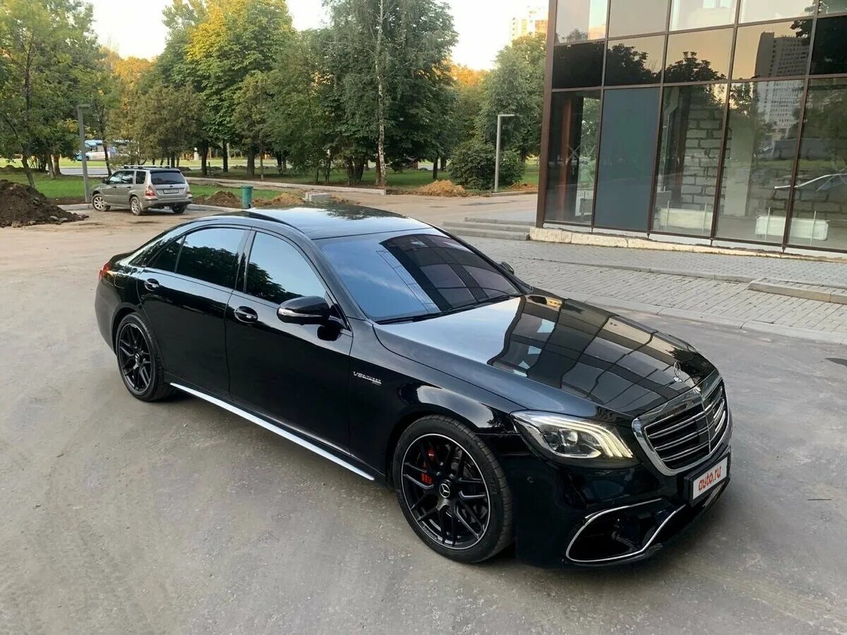 Черная 63. Мерседес s 222 AMG черный. Мерседес s63 AMG черный. Мерседес АМГ 63 S черный. Мерседес 222 черный тонированный.