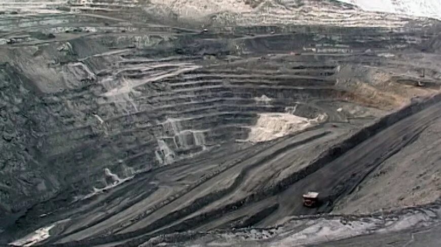 Рудник высочайший. Gv gold пао высочайший. Сибайский карьер глубина карьера. Рудник высочайший. Северо енисейск полюс золото.