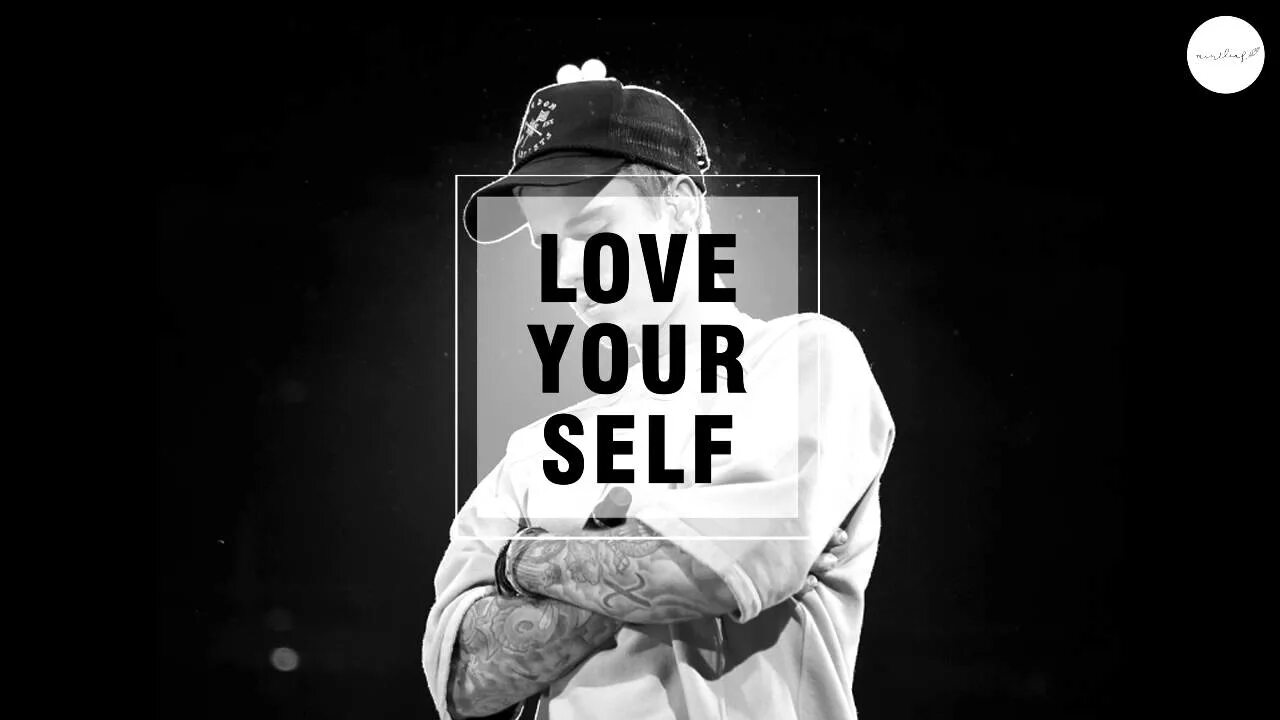 Justin bieber love yourself. Just Love yourself. Love yourself Джастин Бибер. Бибер обложки.