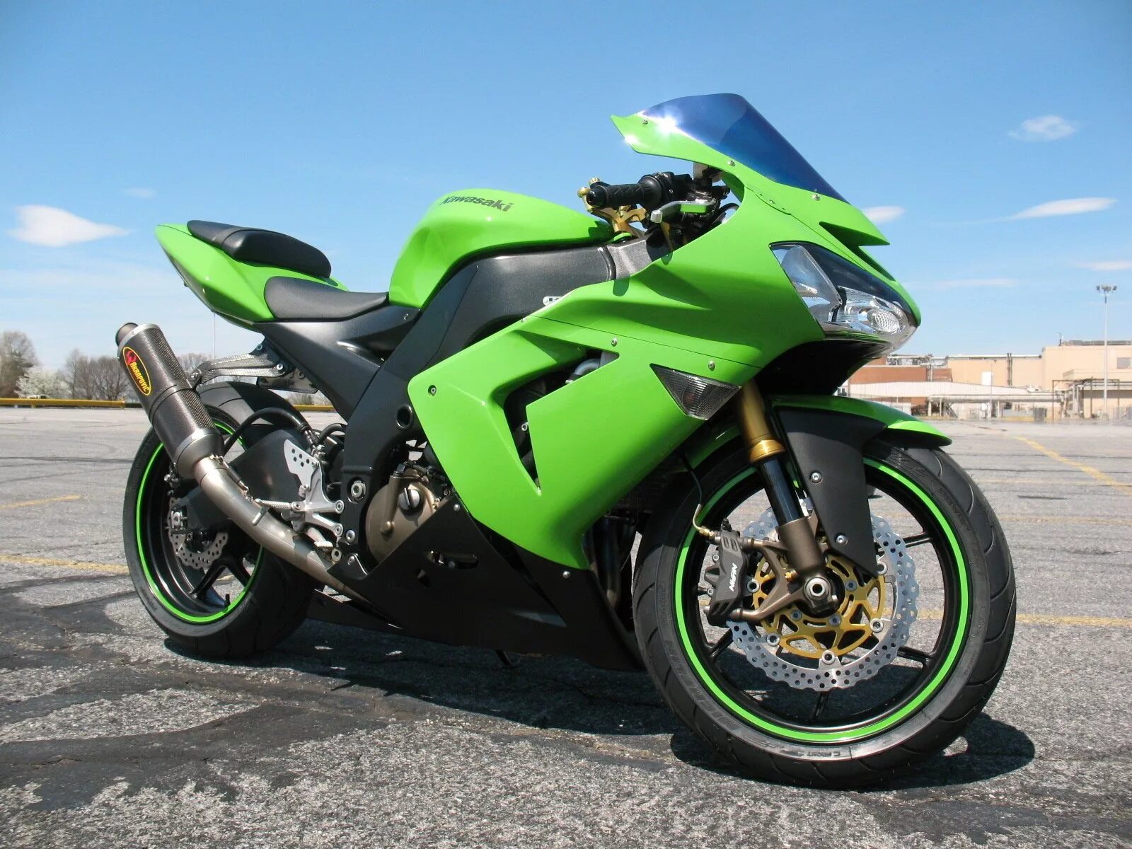 Кавасаки ниндзя r1. Kawasaki Ninja ZX-10r 2004. Мотоцикл Kawasaki r1. Мотоцикл Кавасаки зеленый.