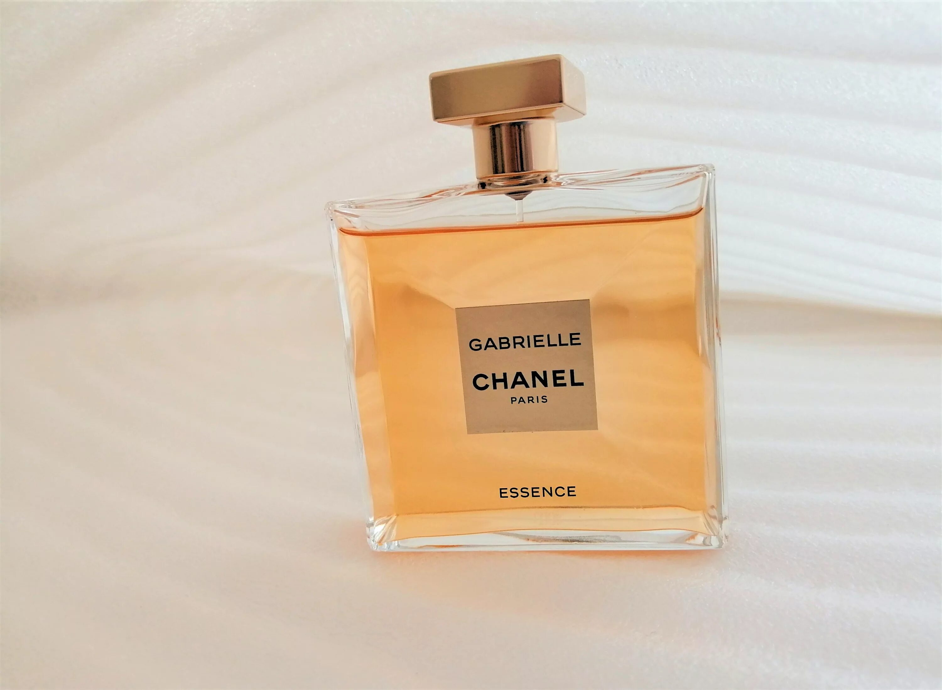 Chanel Gabrielle 100ml. Chanel Gabrielle 100 мл. Chanel Габриэль Эссенс. Chanel Gabrielle Chanel Essence. Essence chanel