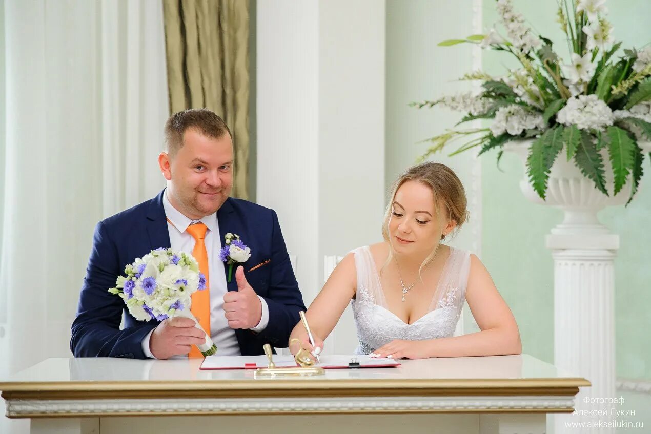 регистрация с торжеством. регистрация брака в загсе. регистрация брака в загсе. свадебная фотосессия в загсе. хамовнический отдел загс управления загс москвы.