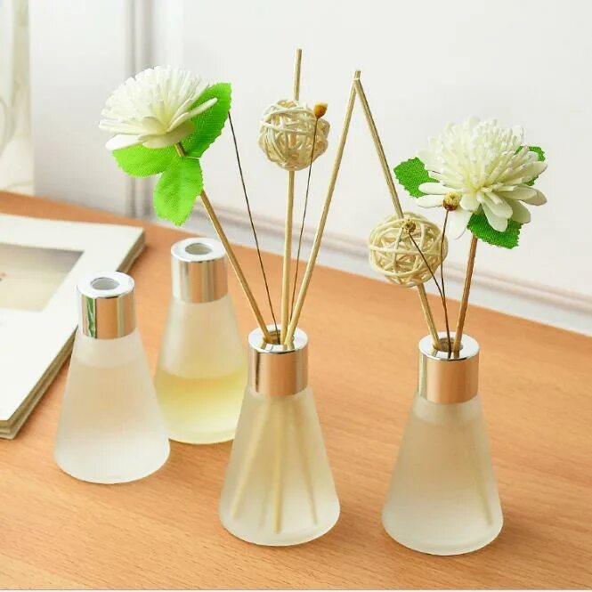 Что налить в диффузор с палочками. Диффузор reed diffuser. диффузор home scented diffuser. палочки для диффузор с арома. аромадиффузор красивый.