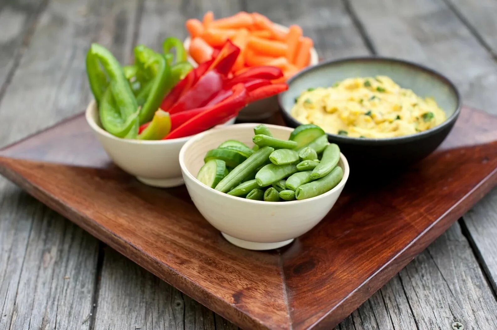 Cut vegetables. Vegetable snack. Hummus healthy snack 200 gr. Veggie Dip.