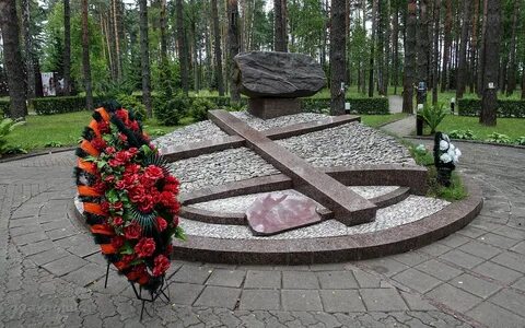 Мемориальные советские комплексы