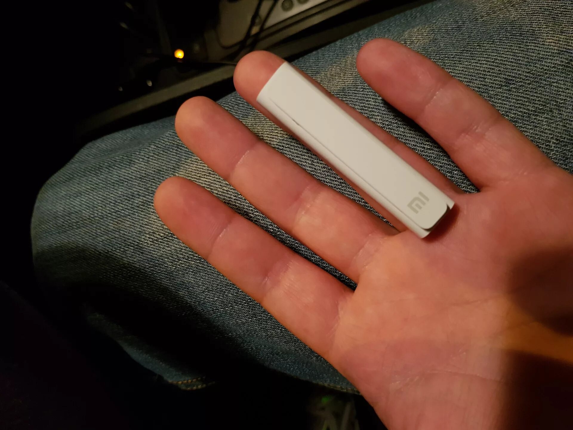 Xiaomi mi bluetooth audio receiver. Xiaomi bluetooth audio receiver. хиаоми блютуз в машине. mi bluetooth audio receiver потеря качества.