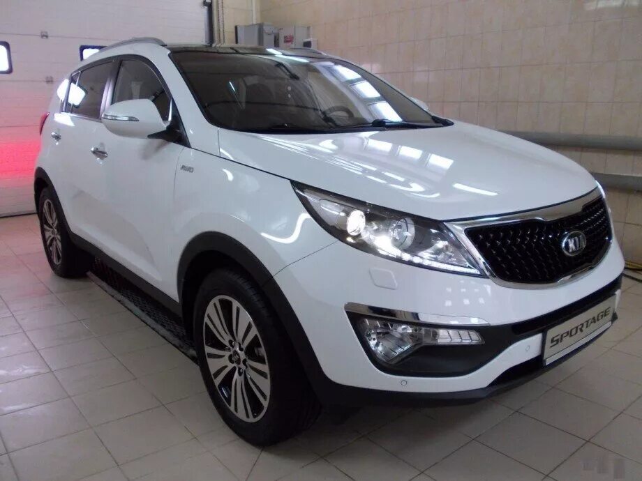 Киа Спортейдж 2015 года белый. Машина Kia Sportage 2014 года. Киа Спортейдж 3 белый. Киа Спортейдж 2014 Рестайлинг.