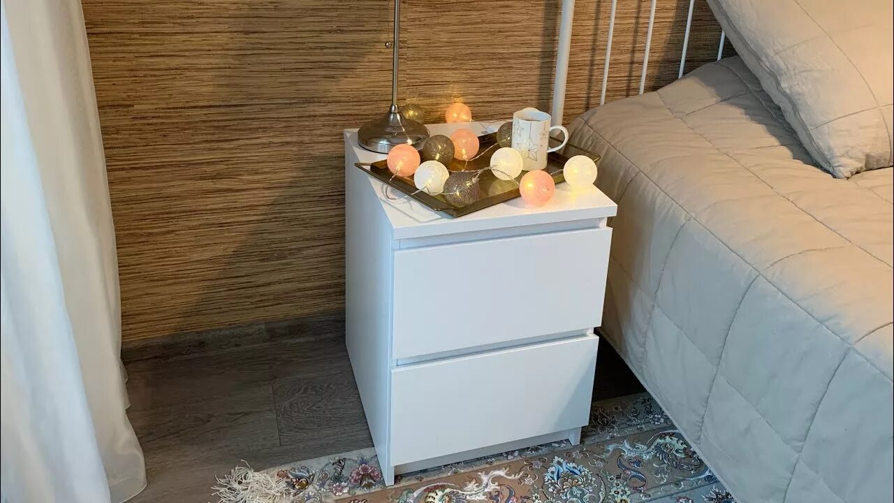 Тумба икеа мальм белая. Икеа мальм тумба прикроватная. Ikea nyvoll тумба. Malm ikea тумбочка. Прикроватный столик икеа.